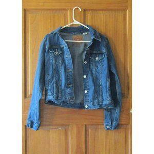Levi’s Denim Jacket Size Medium